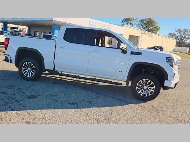 Used 2023 GMC Sierra 1500 AT4 AWD/4WD image 37