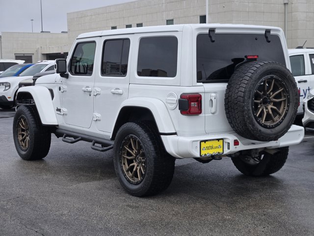 Used 2020 Jeep Wrangler Unlimited Sahara image 7