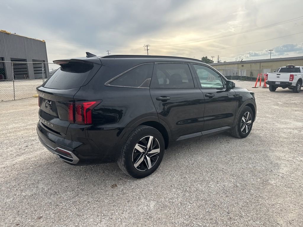 Used 2022 Kia Sorento S FWD image 15