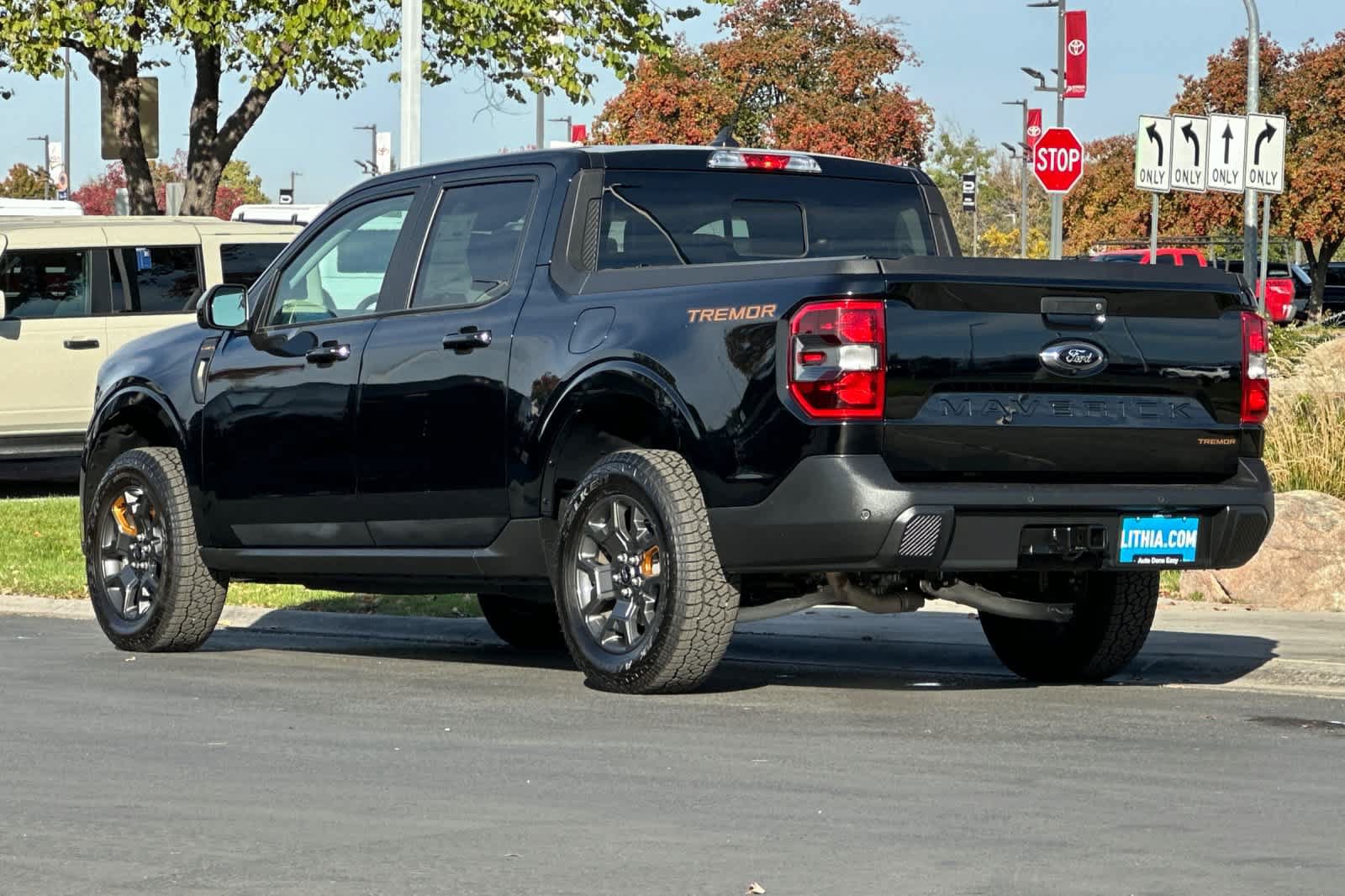 Certified 2024 Ford Maverick Tremor w/ Tremor Off-Road Package AWD/4WD image 6