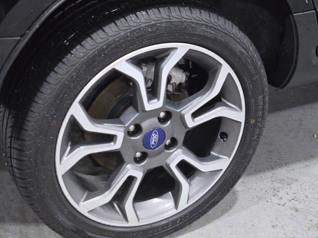 Certified 2020 Ford EcoSport SES image 18