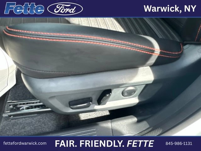 Used 2025 Nissan Rogue SV AWD/4WD image 19