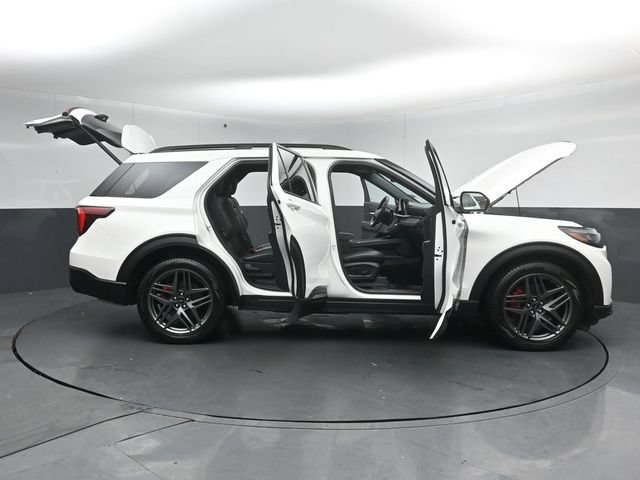 Certified 2025 Ford Explorer ST AWD/4WD image 62