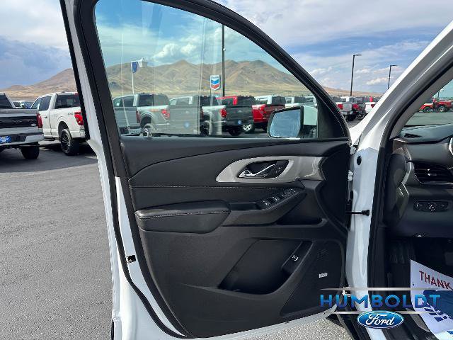 Used 2021 Chevrolet Traverse RS w/ LPO, Floor Liner Package AWD/4WD image 11