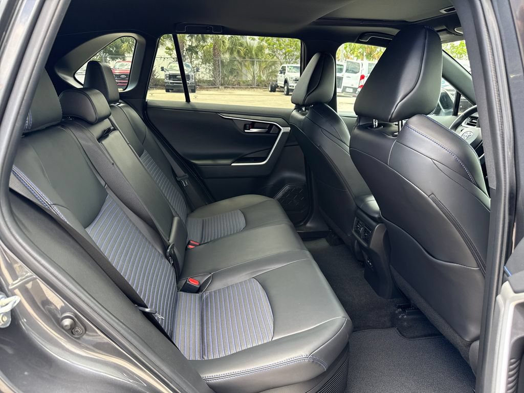 Used 2024 Toyota RAV4 XSE AWD/4WD image 26