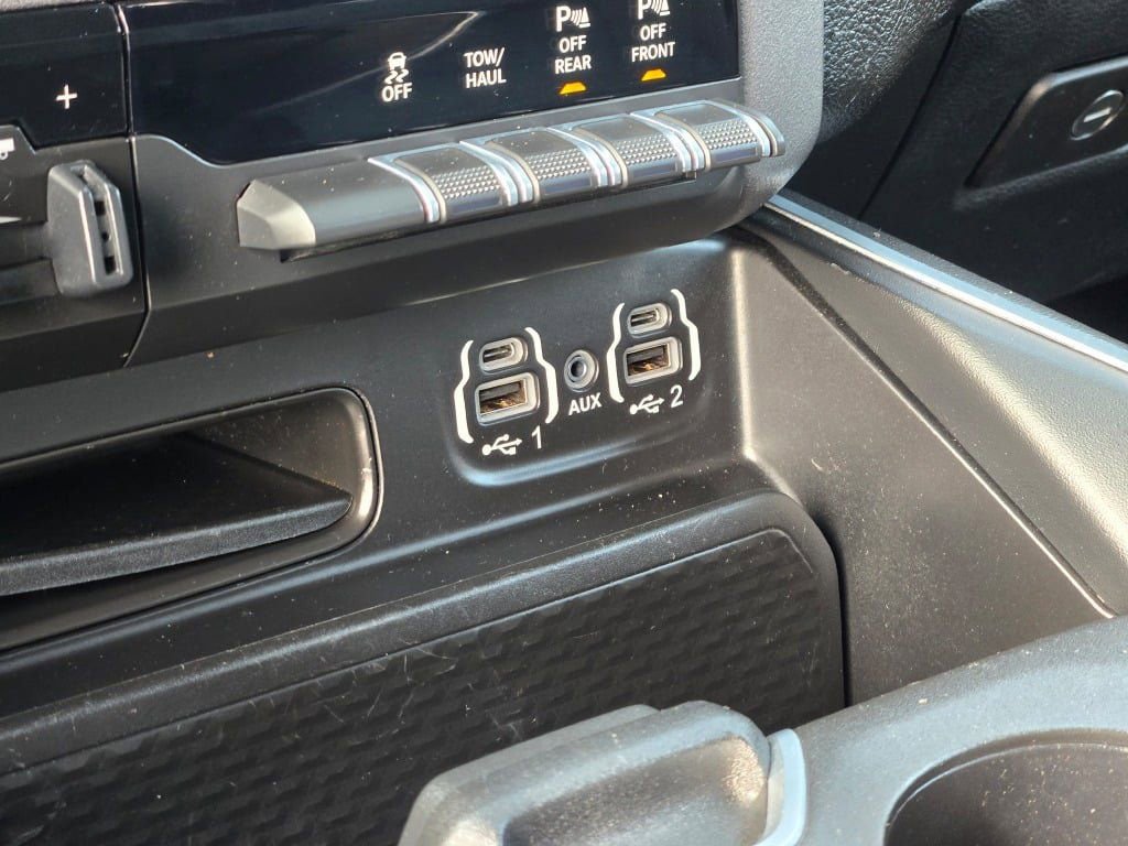 Used 2021 RAM 1500 Big Horn image 32