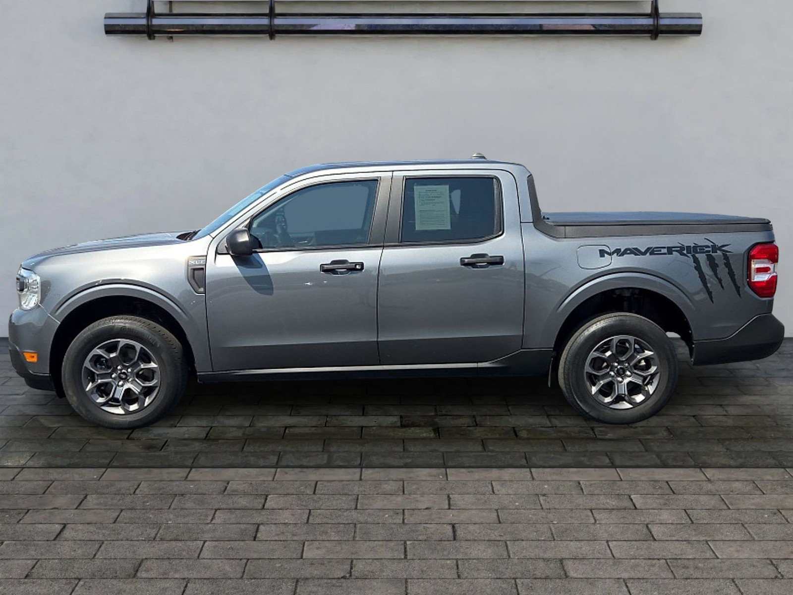 Certified 2024 Ford Maverick XLT FWD image 6