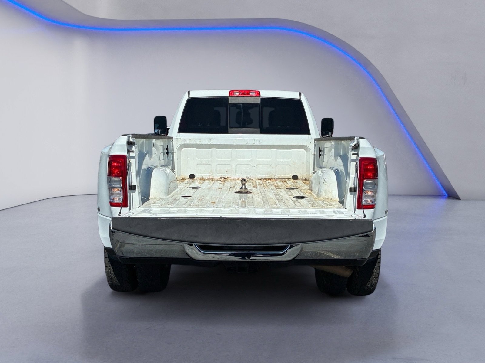 Used 2022 RAM 3500 Tradesman AWD/4WD image 9