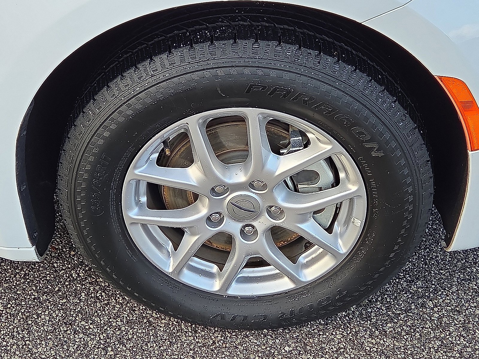 Used 2024 Chrysler Pacifica Touring-L image 7