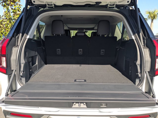 Certified 2026 Ford Expedition Max Platinum w/ Platinum Ultimate Package AWD/4WD image 11