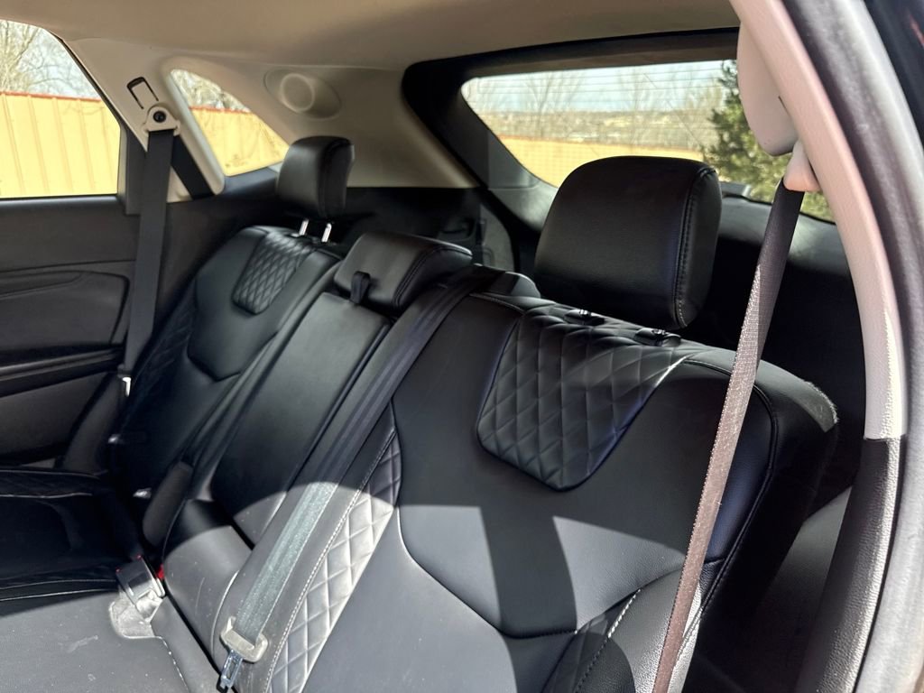 Certified 2024 Ford Edge Titanium AWD/4WD image 20