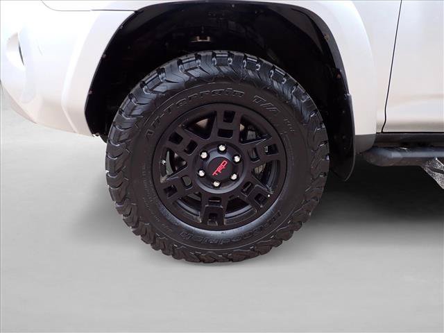 Used 2019 Toyota 4Runner TRD Off-Road Premium AWD/4WD image 7