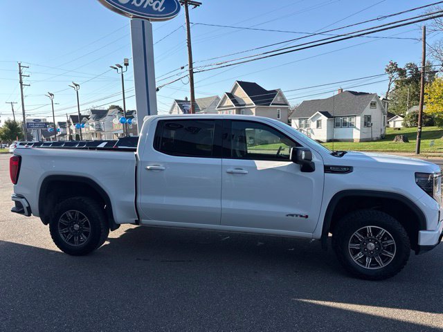 Used 2024 GMC Sierra 1500 AT4 w/ AT4 Preferred Package AWD/4WD image 5