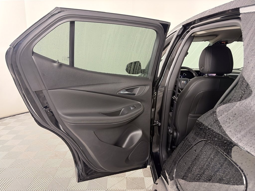 Used 2025 Buick Encore GX Preferred w/ Advanced Technology Package FWD image 12
