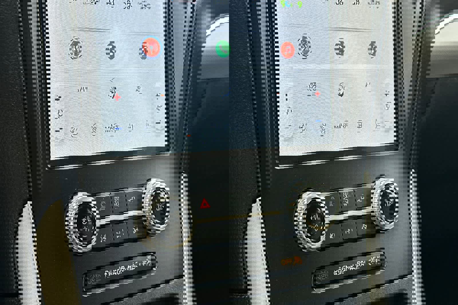 Certified 2022 Ford Edge SEL w/ Convenience Package image 20