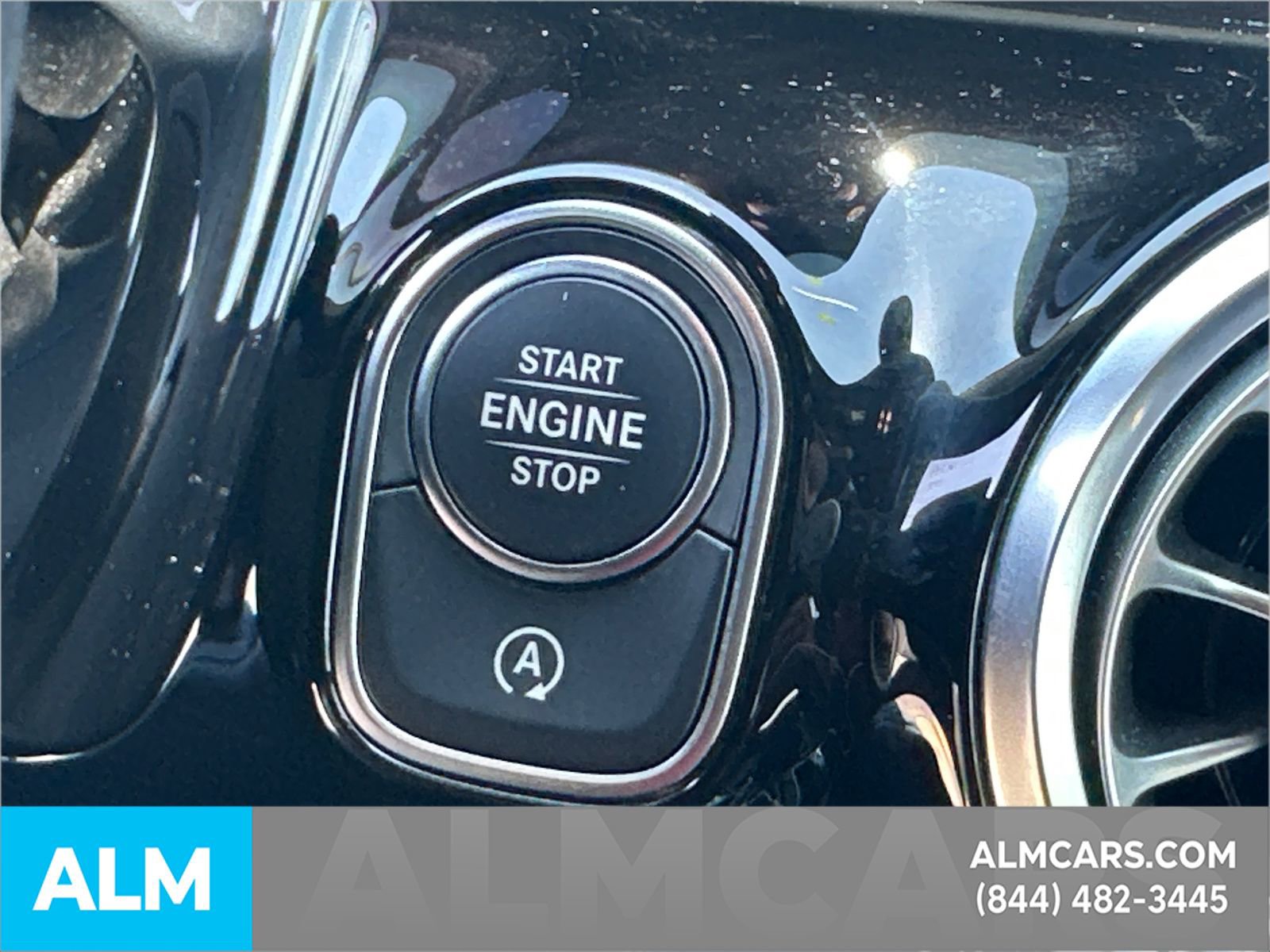 Used 2025 Mercedes-Benz GLA 250 image 34