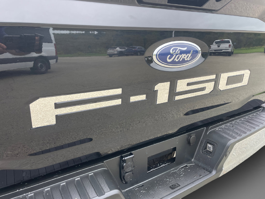 Certified 2021 Ford F150 Lariat w/ Equipment Group 502A High AWD/4WD image 17