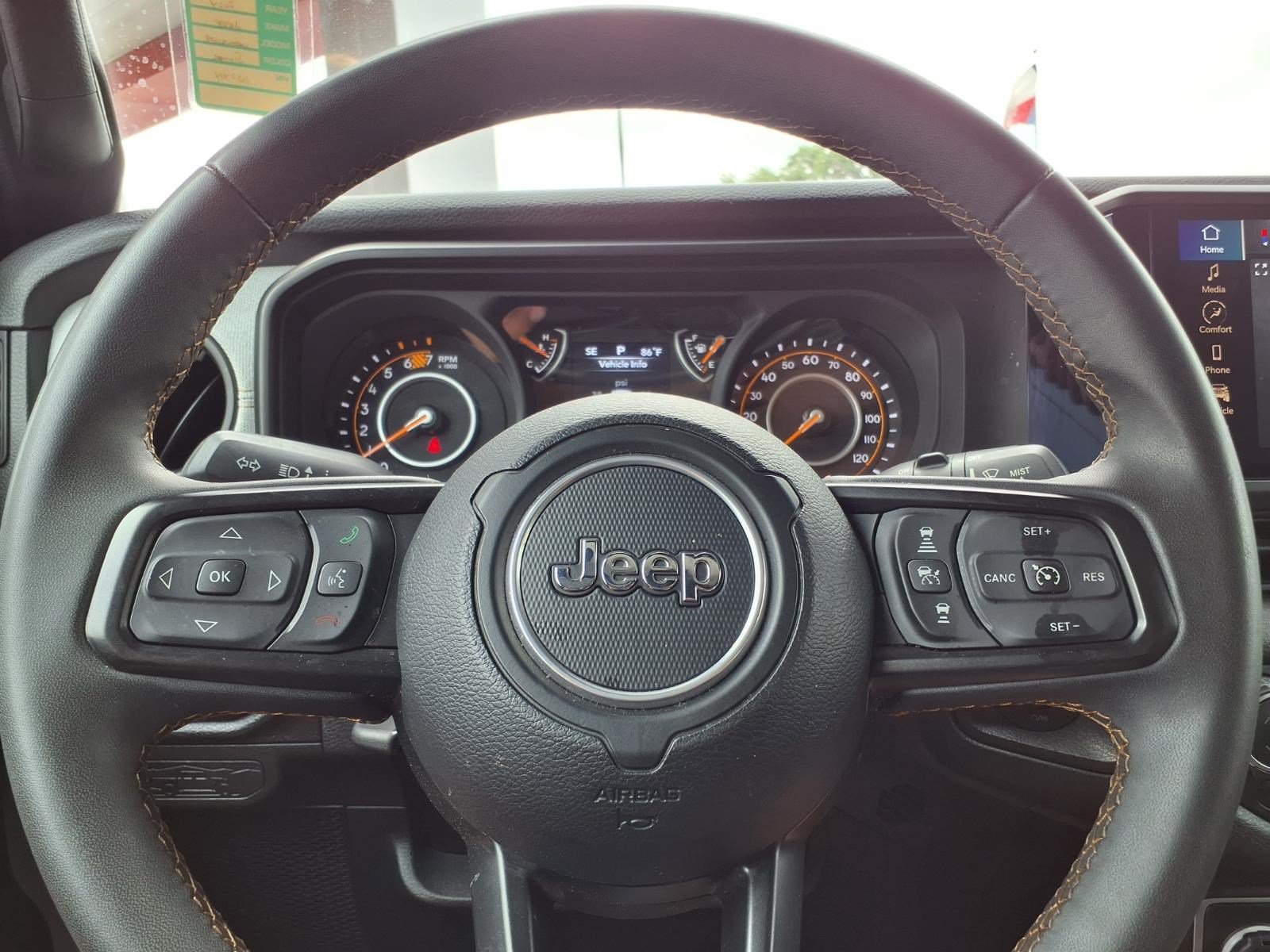 Used 2024 Jeep Wrangler Unlimited Sport AWD/4WD image 27