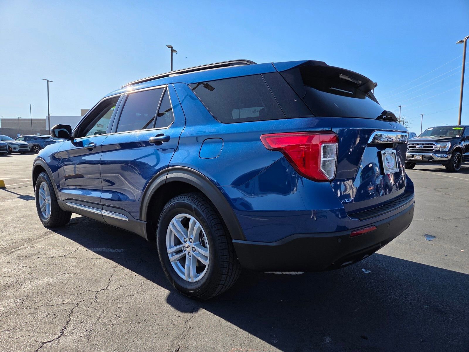 Certified 2023 Ford Explorer XLT AWD/4WD image 3