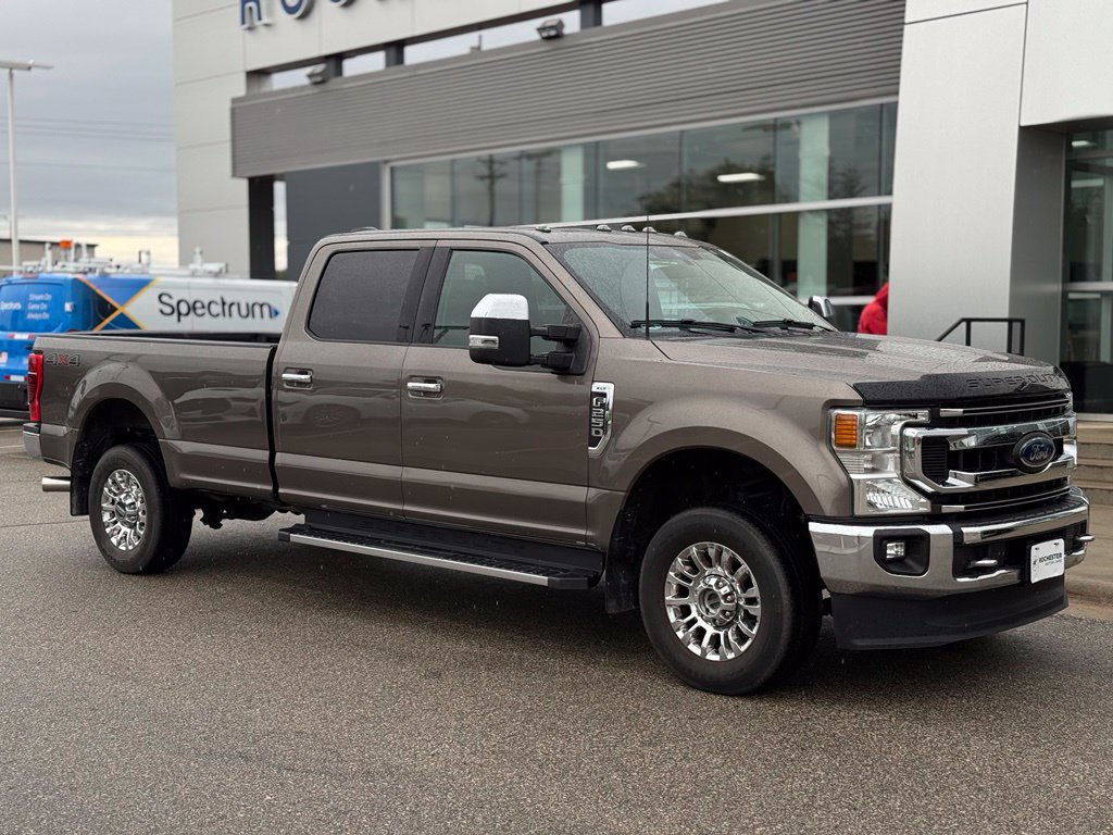 Certified 2022 Ford F250 XLT w/ XLT Premium Package AWD/4WD image 43