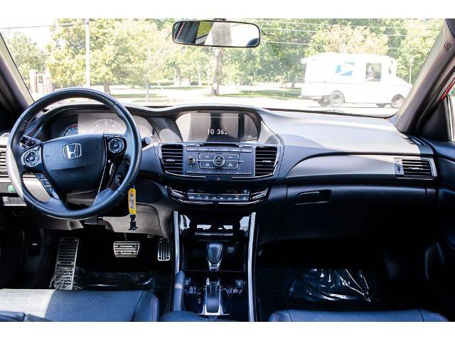 Used 2017 Honda Accord Sport Special Edition image 12