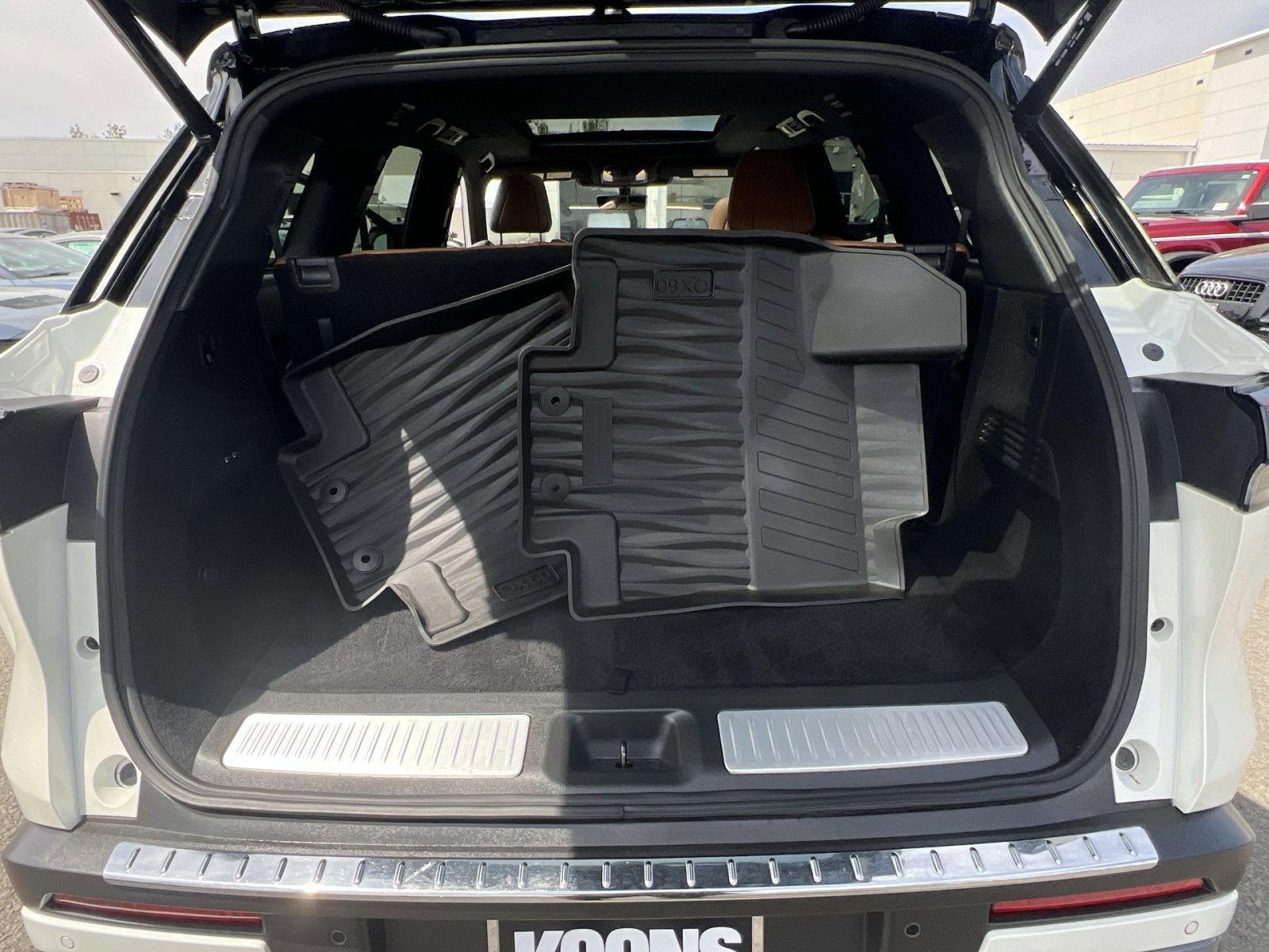 Used 2023 INFINITI QX60 Autograph w/ Cargo Package image 35