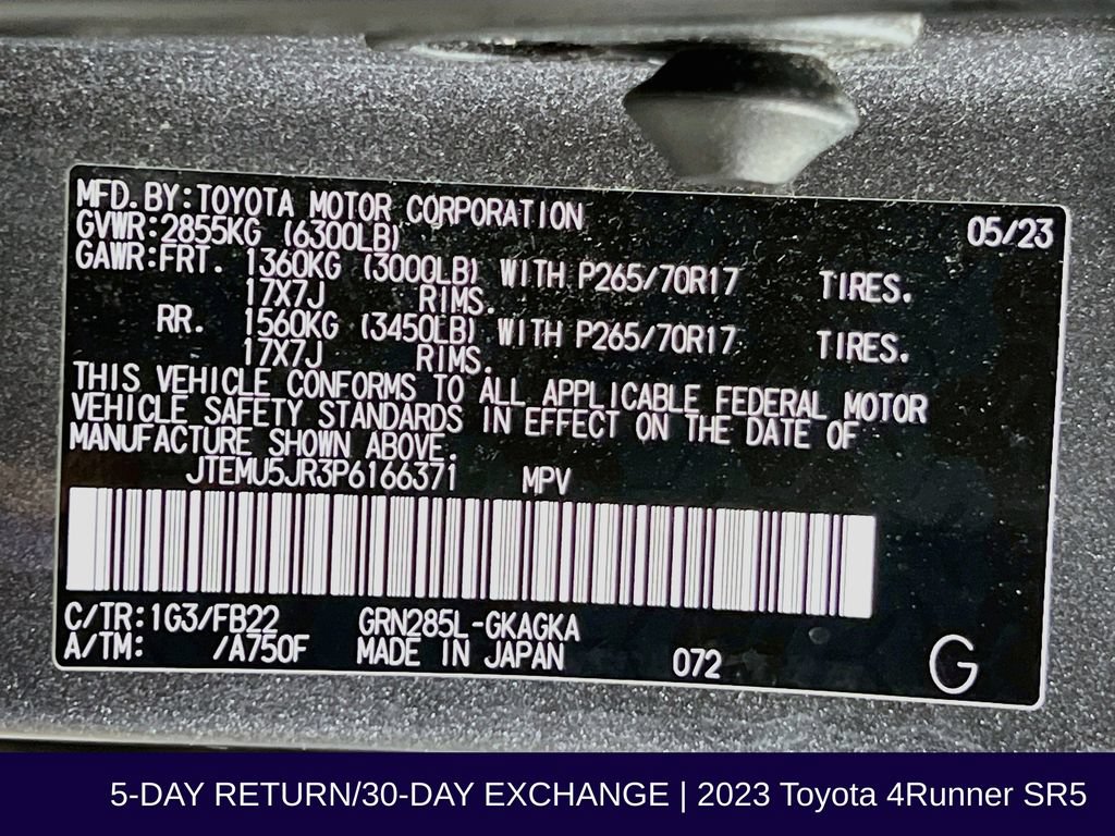 Used 2023 Toyota 4Runner SR5 AWD/4WD image 35