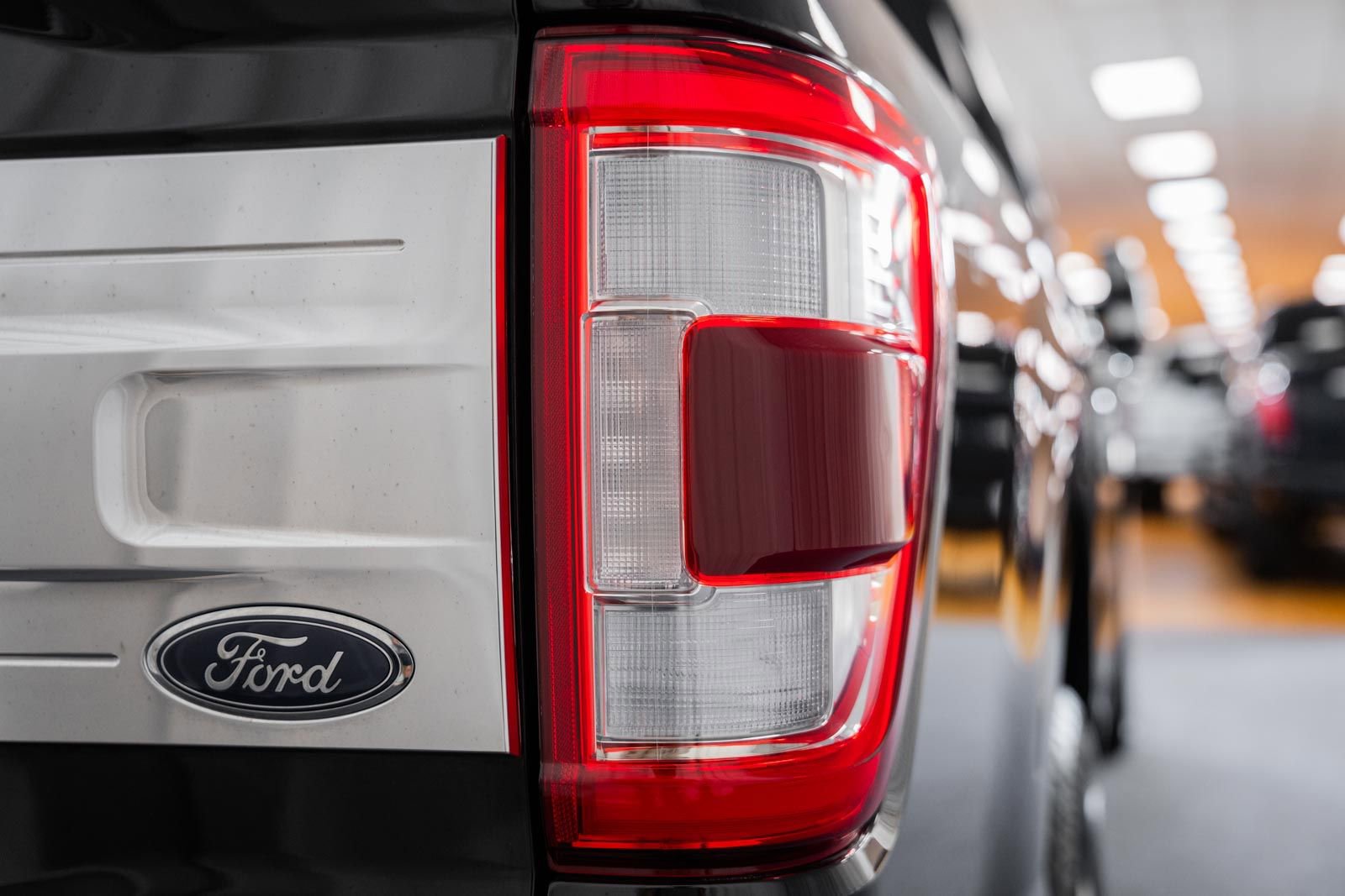 Certified 2022 Ford F150 Platinum w/ Equipment Group 701A High image 7