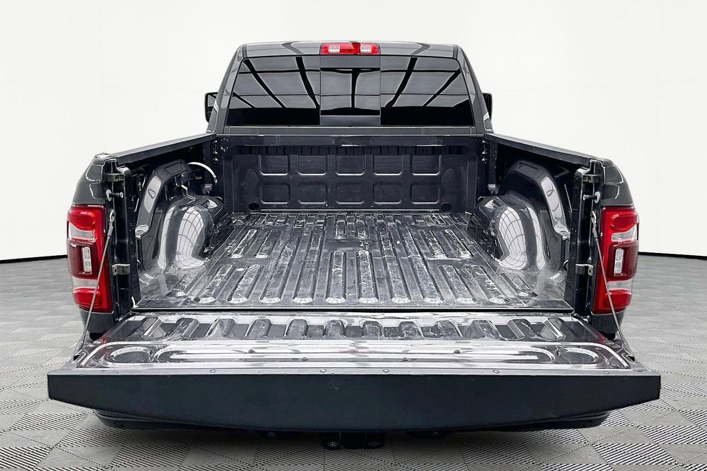 Used 2024 RAM 2500 Laramie w/ Safety Group AWD/4WD image 18