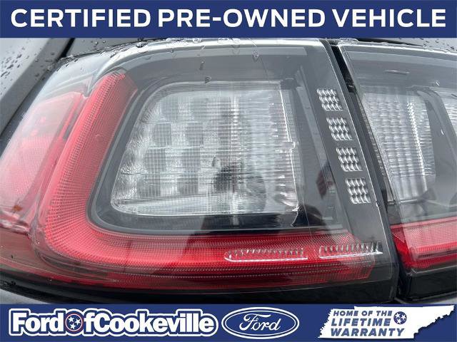 Used 2022 Jeep Cherokee Limited w/ Elite Package image 11