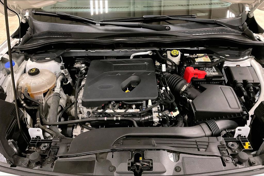 Certified 2020 Ford Escape SE image 13