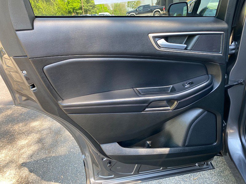 Certified 2022 Ford Edge SEL w/ Convenience Package AWD/4WD image 35