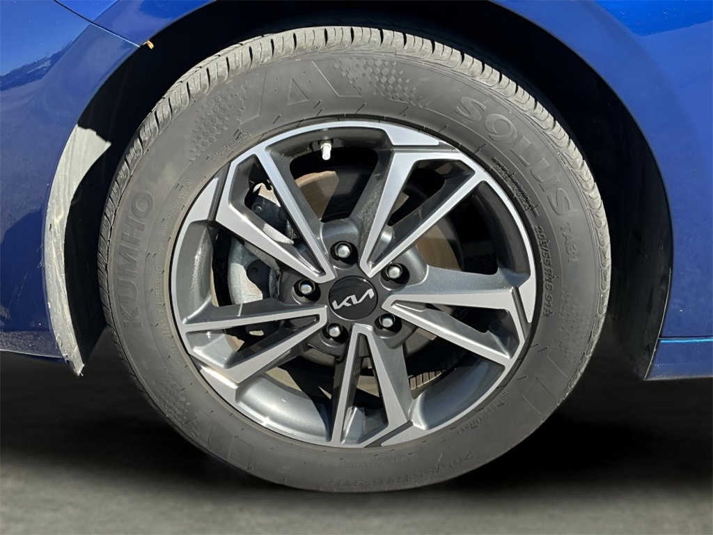 Used 2024 Kia Forte LXS image 25