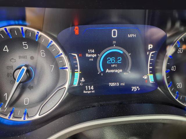 Used 2025 Chrysler Pacifica Select FWD image 15