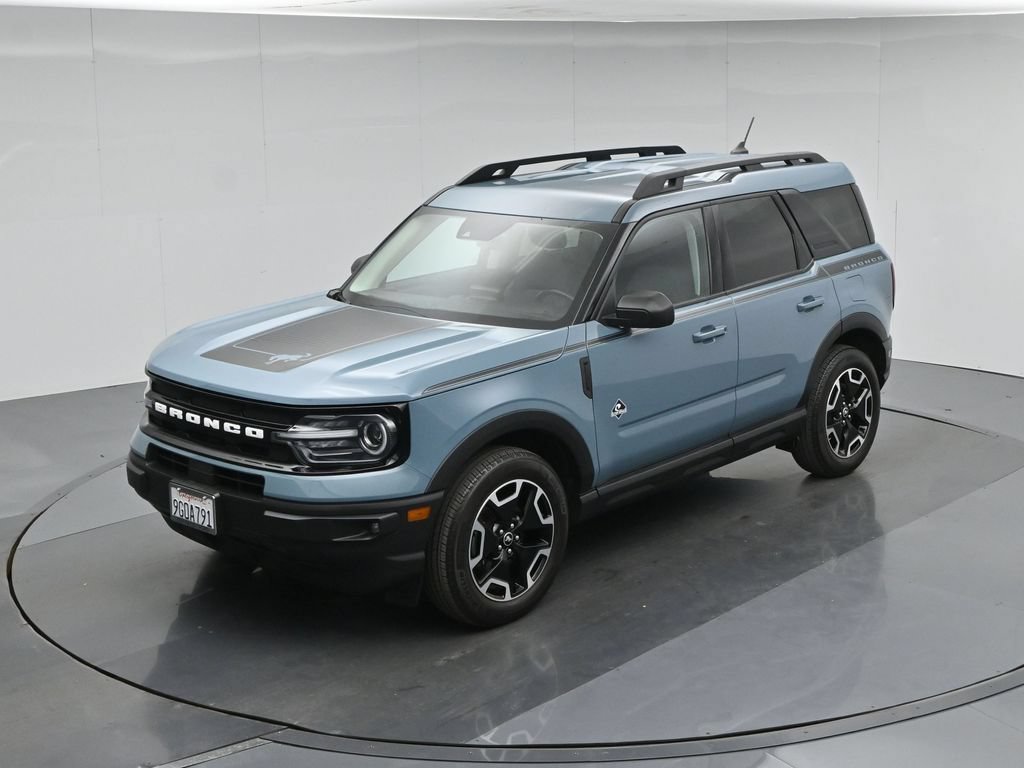 Certified 2023 Ford Bronco Sport Outer Banks w/ Tech Package AWD/4WD image 35