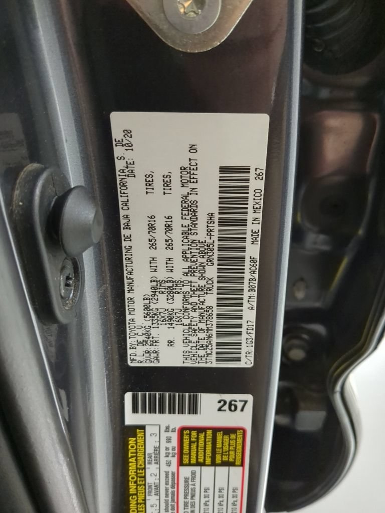 Used 2021 Toyota Tacoma TRD Off-Road AWD/4WD image 18