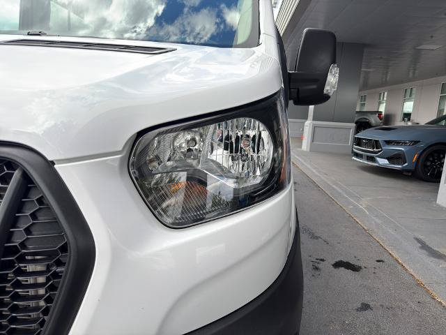 Certified 2025 Ford Transit 350 XL AWD/4WD image 4