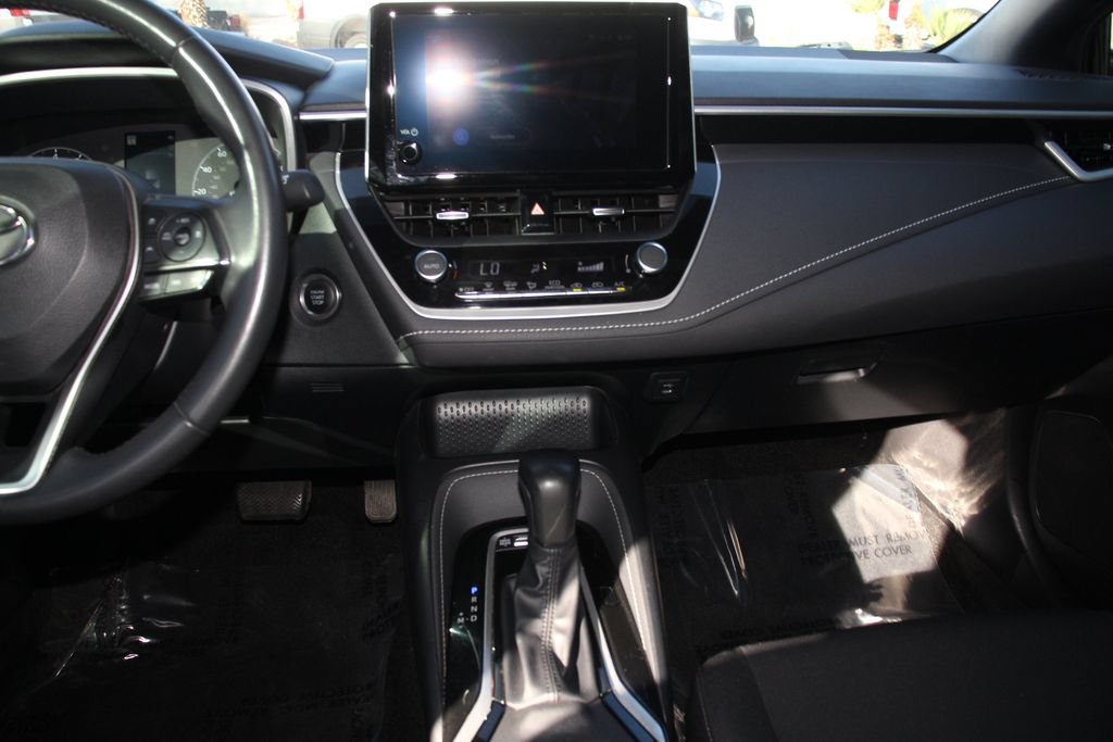 Used 2025 Toyota Corolla SE FWD image 18