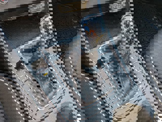 Used 2024 Volkswagen Jetta Sport image 23