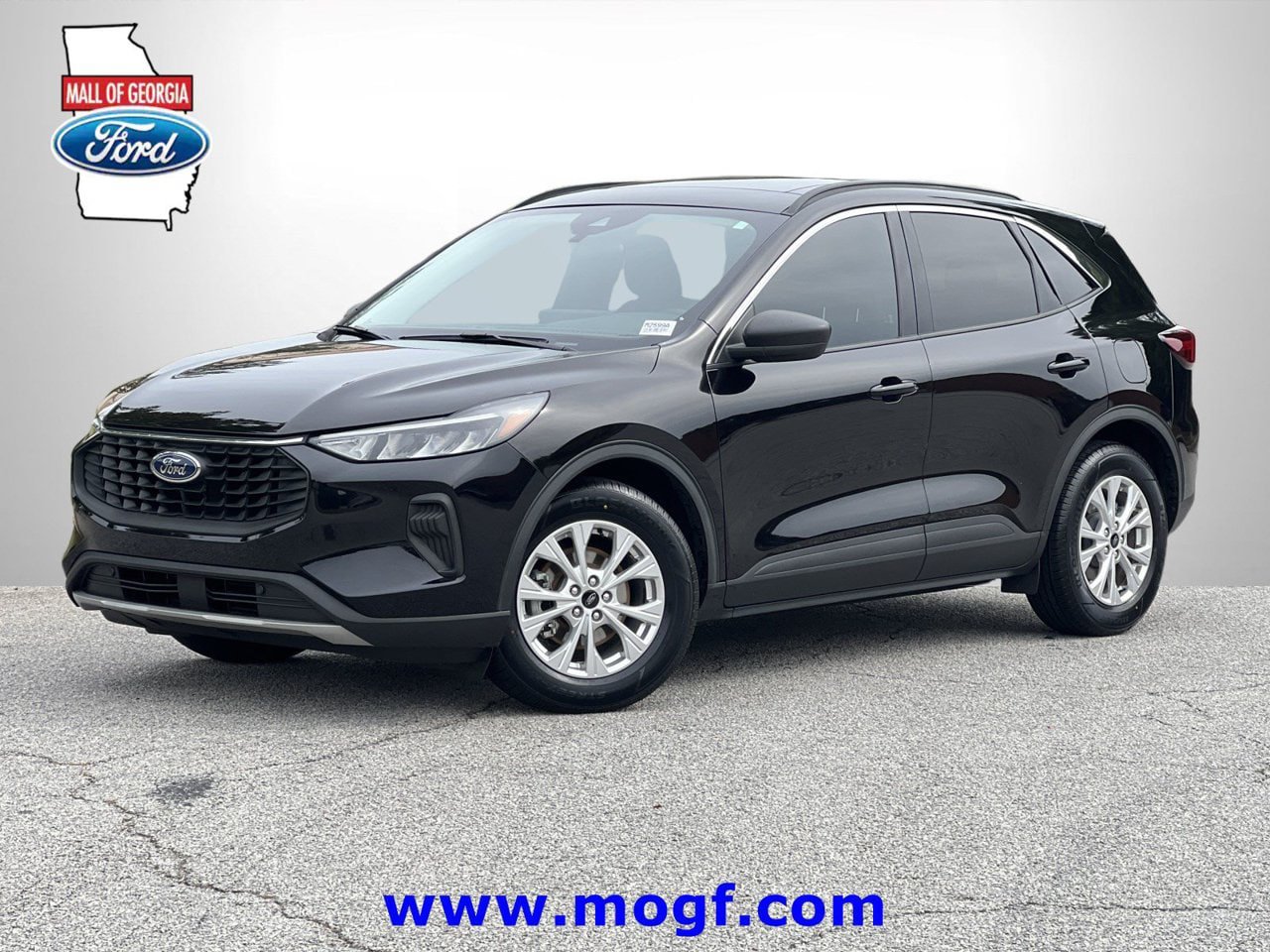 Certified 2023 Ford Escape Active w/ Tech Pack #1 FWD image 1