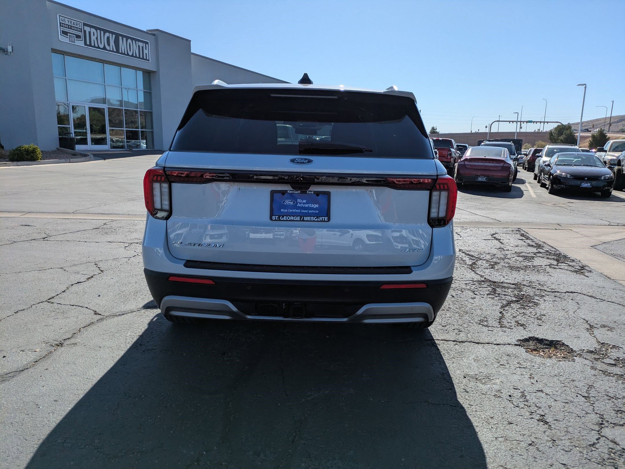 Certified 2026 Ford Explorer Platinum w/ LUX Leather Package AWD/4WD image 6