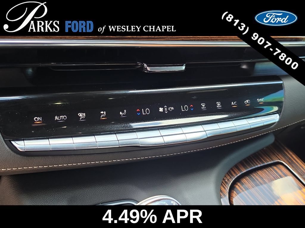Used 2021 Cadillac Escalade Premium Luxury RWD image 25