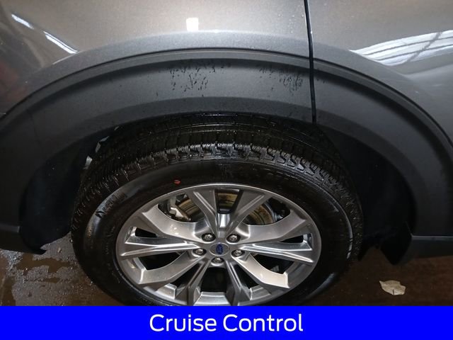 Certified 2023 Ford Explorer XLT w/ Equipment Group 202A AWD/4WD image 11