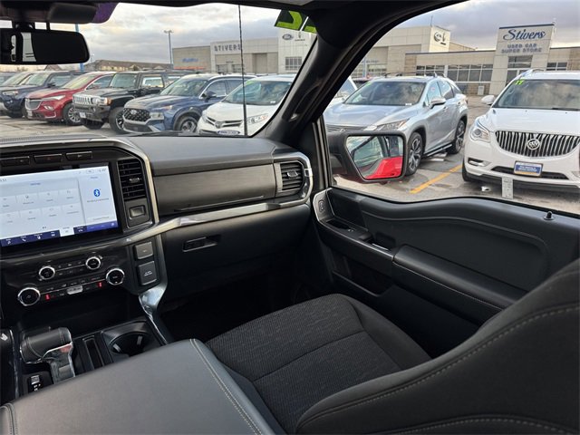 Certified 2022 Ford F150 XLT w/ Equipment Group 302A High image 17