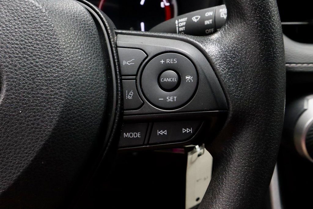 Used 2024 Toyota RAV4 LE image 28