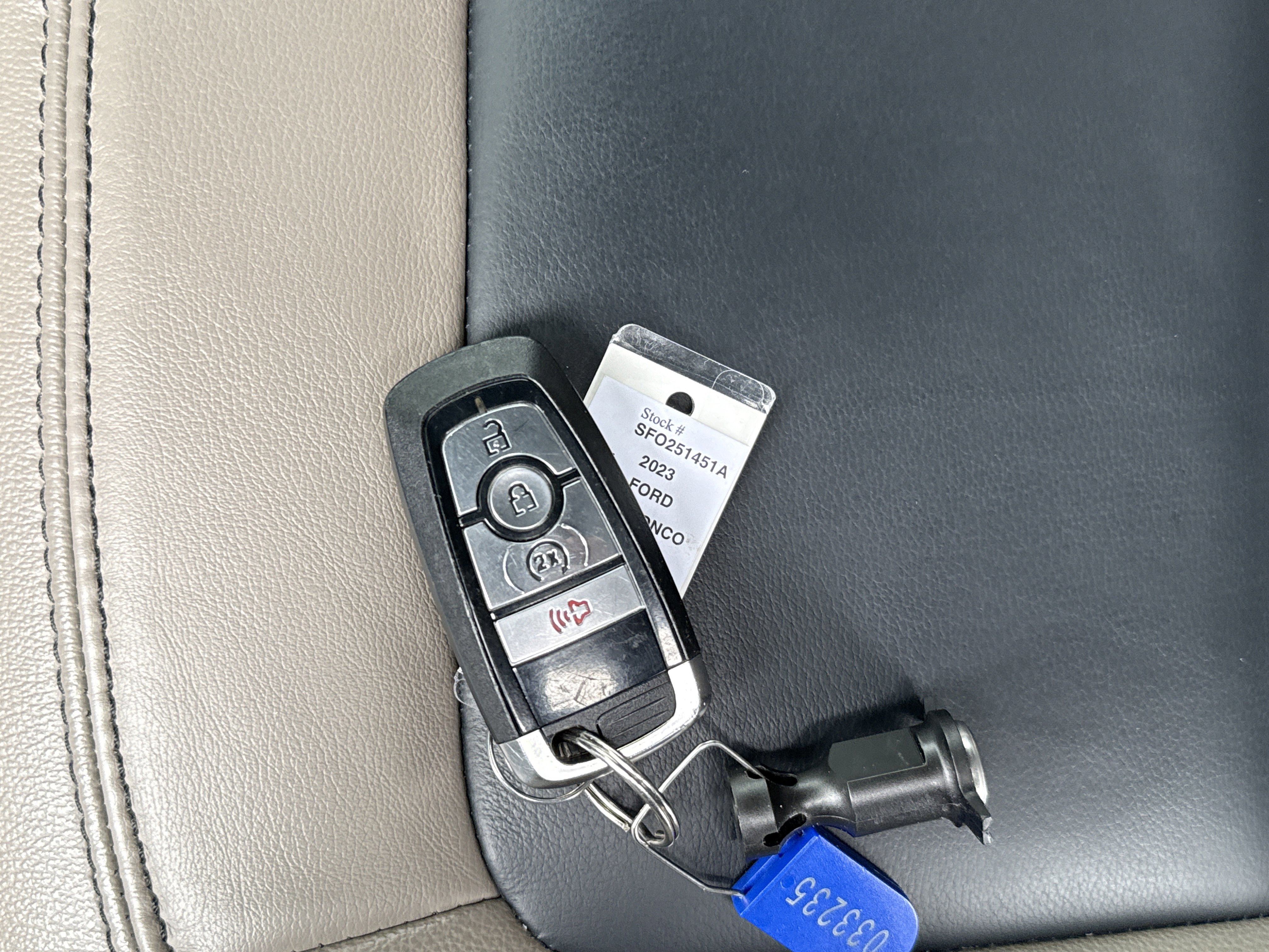 Certified 2023 Ford Bronco Wildtrak image 31