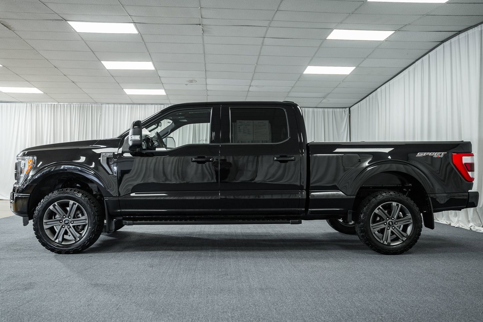 Certified 2023 Ford F150 Lariat image 5