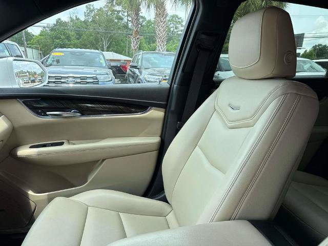 Used 2019 Cadillac XT5 FWD image 15