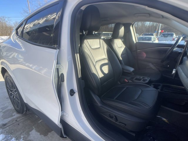 Certified 2025 Ford Mustang Mach-E Premium image 34