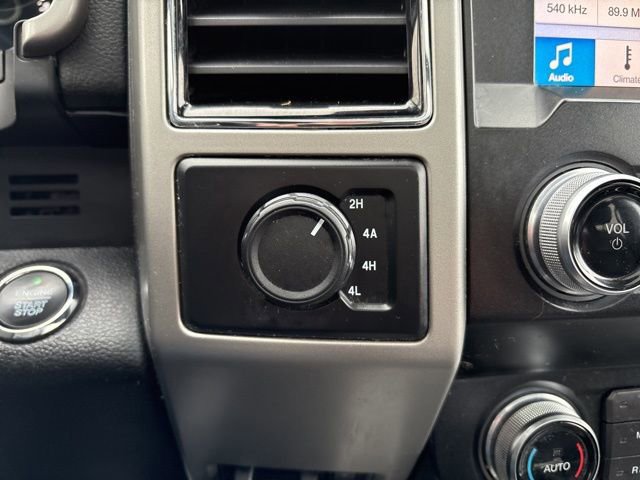 Certified 2019 Ford F150 Lariat w/ Equipment Group 502A Luxury image 23